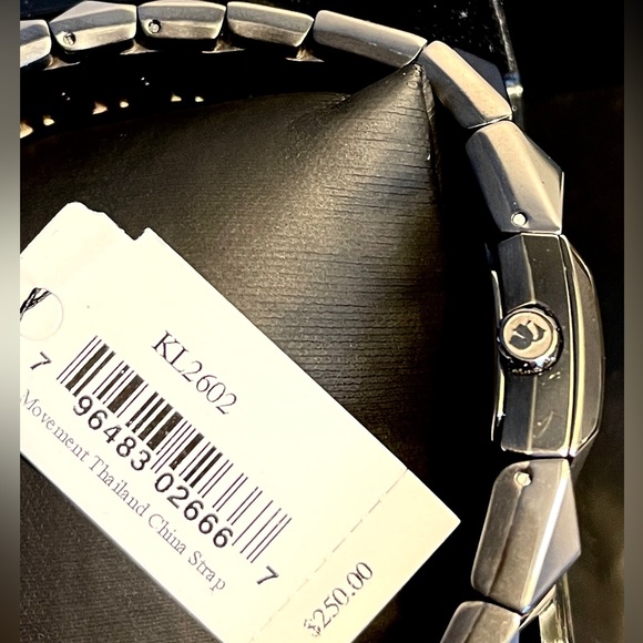 Karl Lagerfeld SS Watch Gunmetal Small 6” or less Pyramid shapes NWT Unisex - Picture 9 of 16